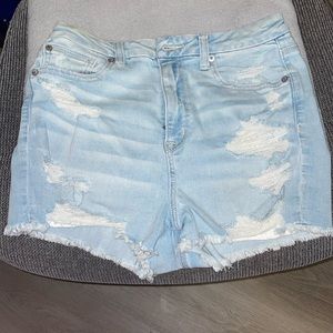 Distressed shorts